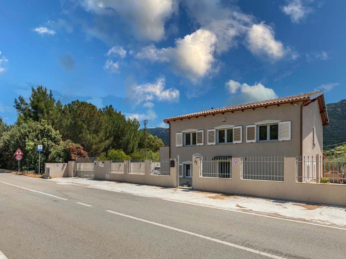 Villa Chiara Solanas Solanas  Kültér fotó