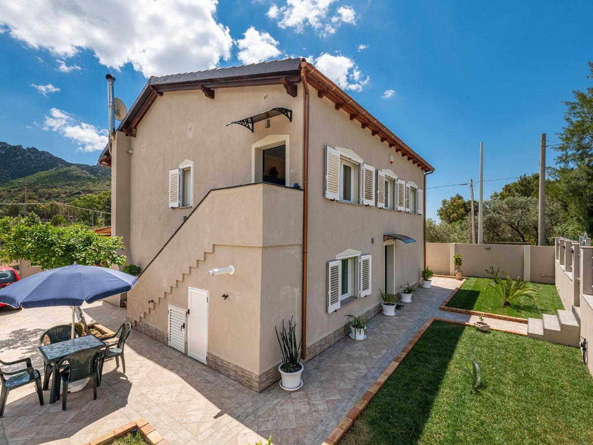 Villa Chiara Solanas Solanas  Kültér fotó