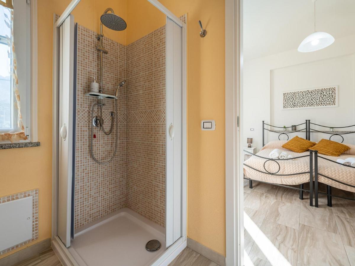 Villa Chiara Solanas Solanas  Kültér fotó