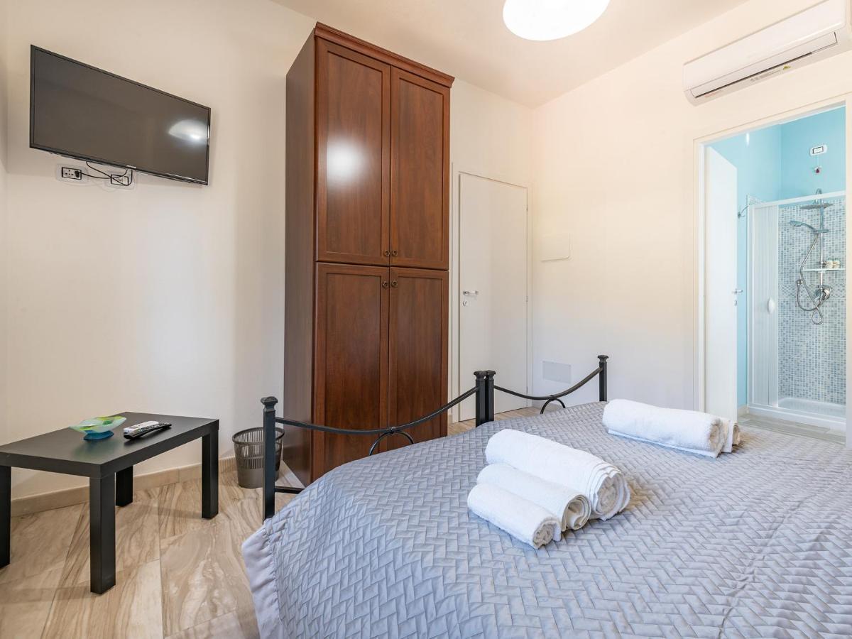 Villa Chiara Solanas Solanas  Kültér fotó